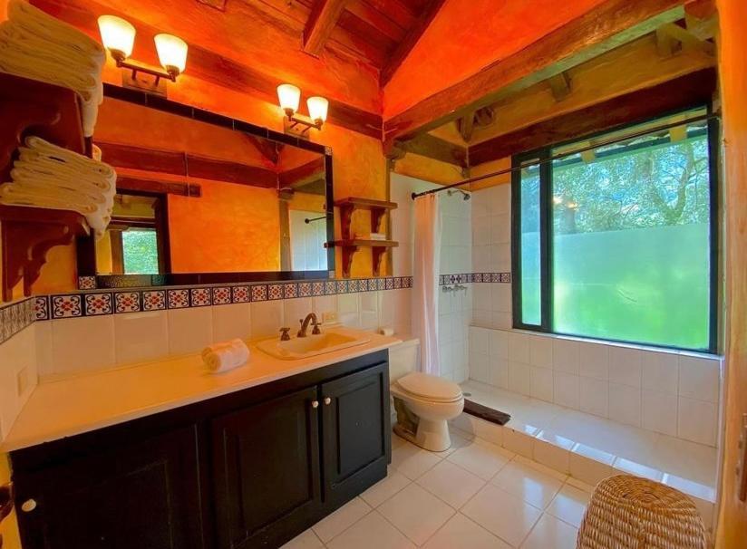Hacienda San Juan De La Vega Bed & Breakfast Отавало Екстериор снимка