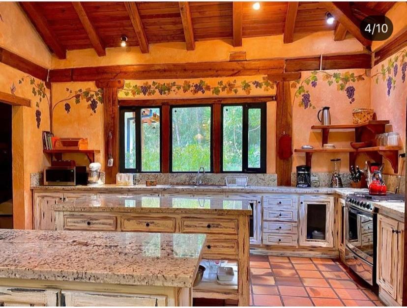 Hacienda San Juan De La Vega Bed & Breakfast Отавало Екстериор снимка