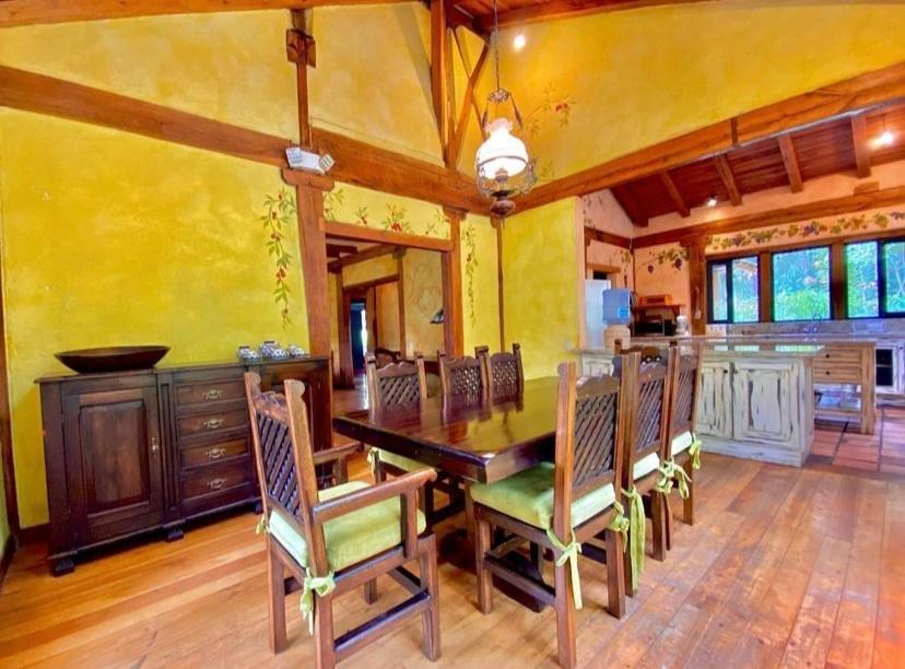 Hacienda San Juan De La Vega Bed & Breakfast Отавало Екстериор снимка