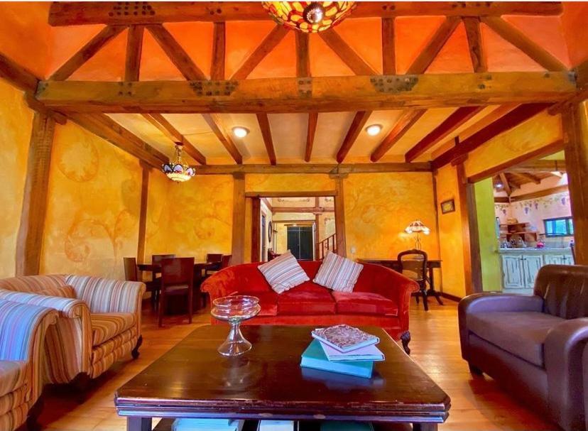 Hacienda San Juan De La Vega Bed & Breakfast Отавало Екстериор снимка