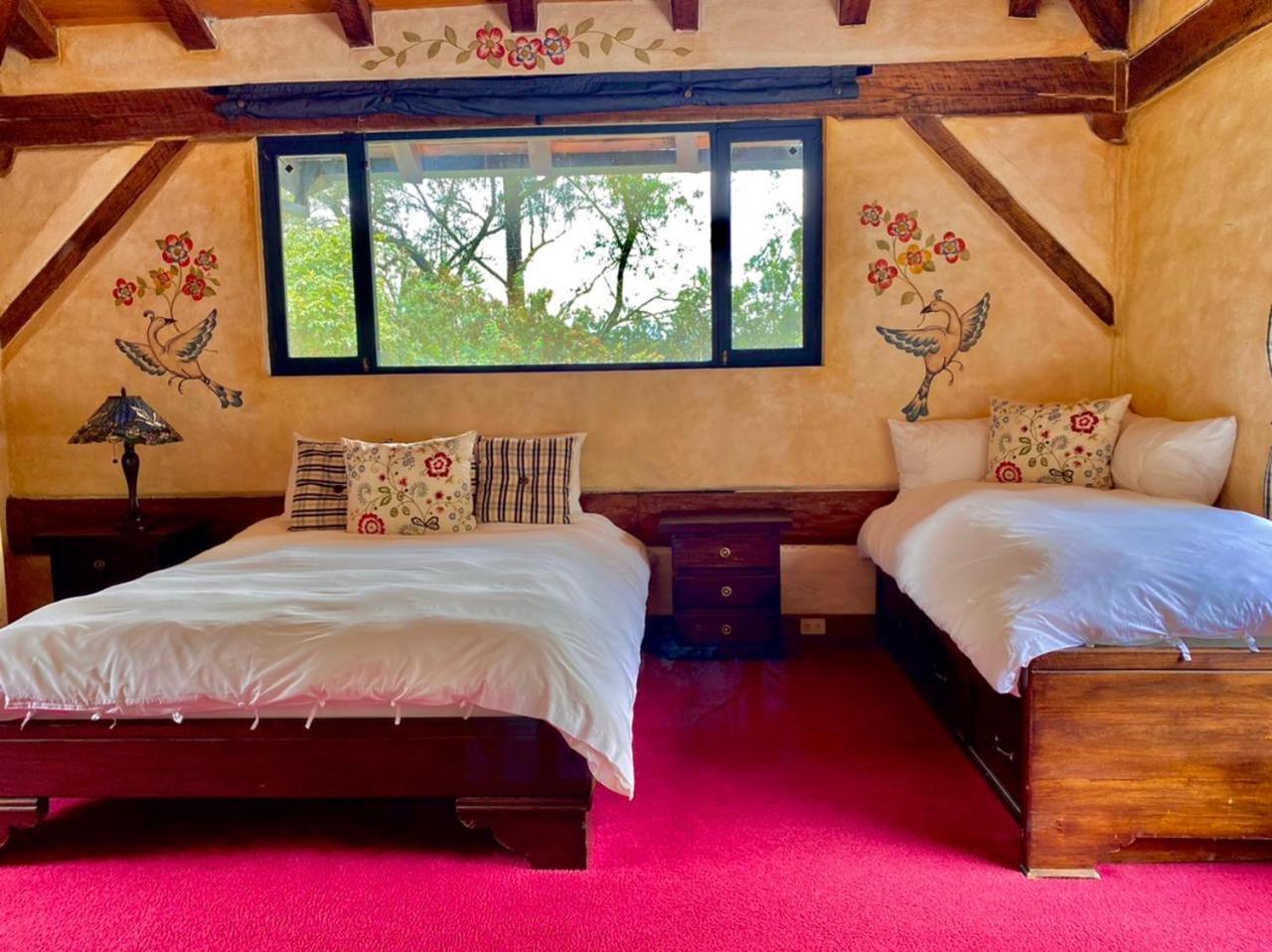 Hacienda San Juan De La Vega Bed & Breakfast Отавало Екстериор снимка