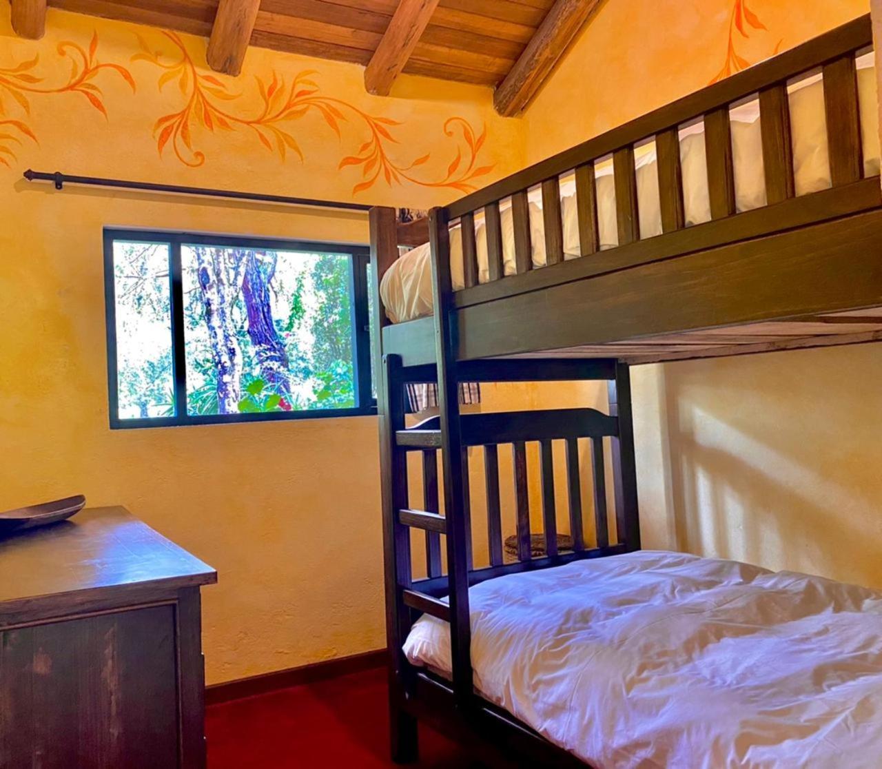 Hacienda San Juan De La Vega Bed & Breakfast Отавало Екстериор снимка